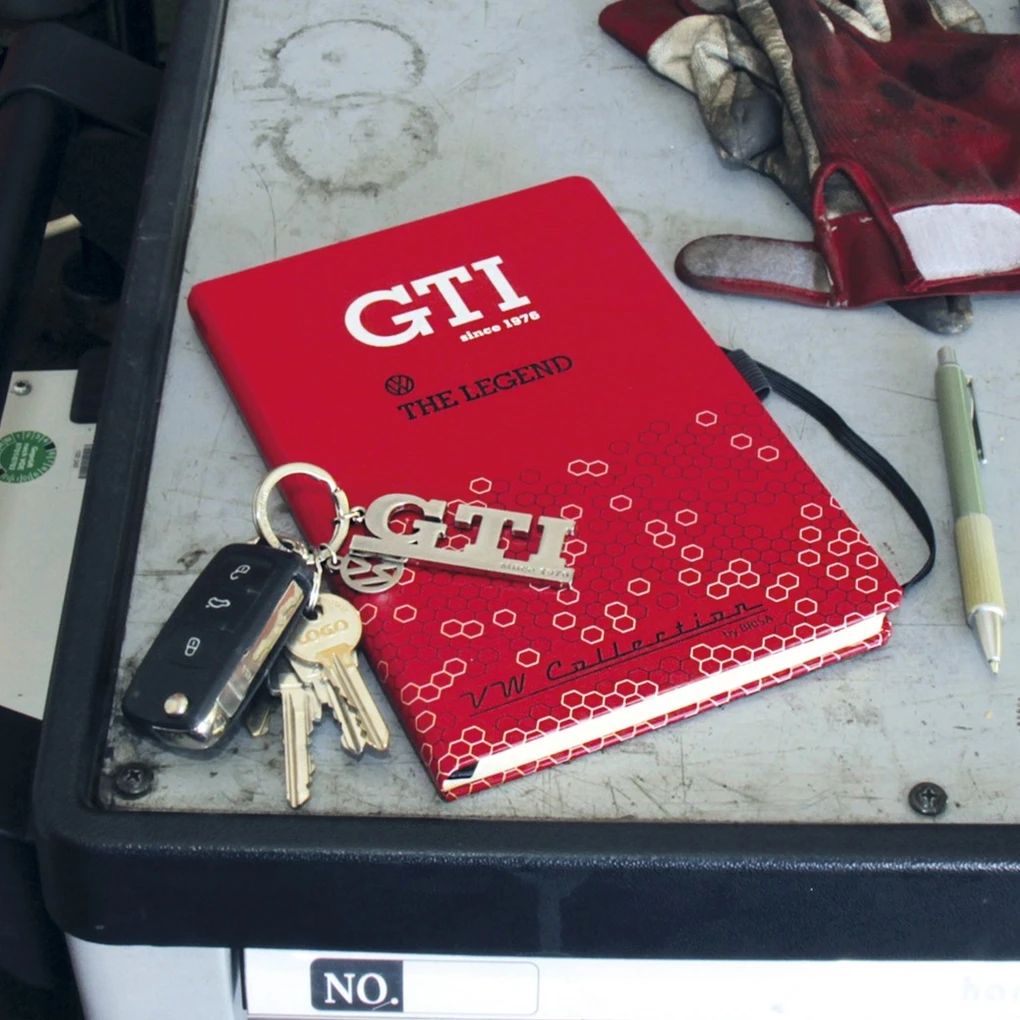 Volkswagen GTI bilježnica DIN A5 „The Legend“, crvena
